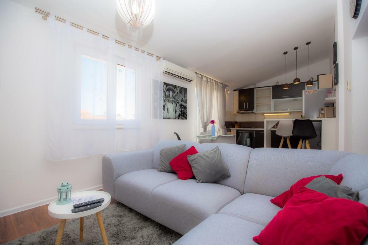 Apartman Marko Primosten Exterior photo