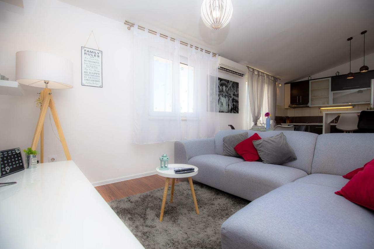Apartman Marko Primosten Exterior photo