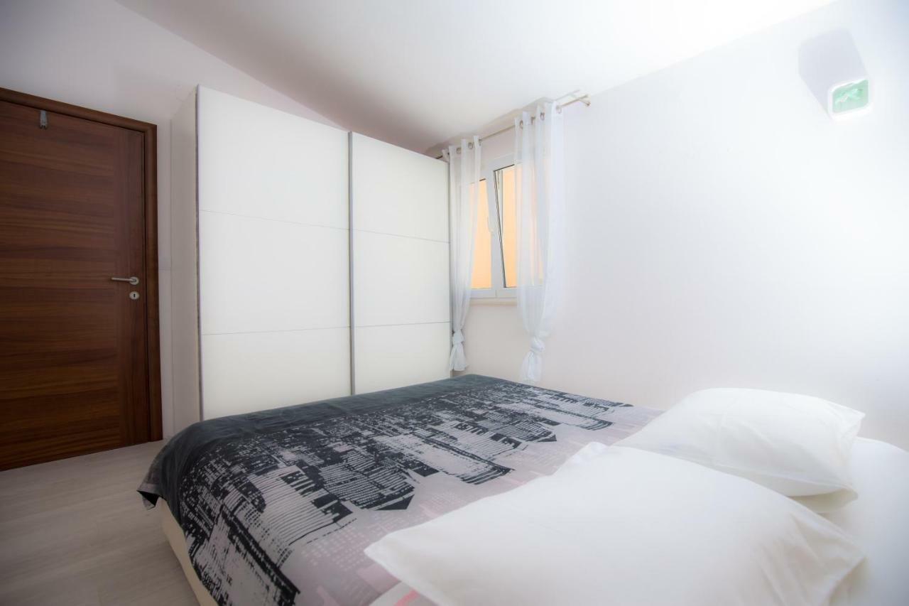 Apartman Marko Primosten Exterior photo