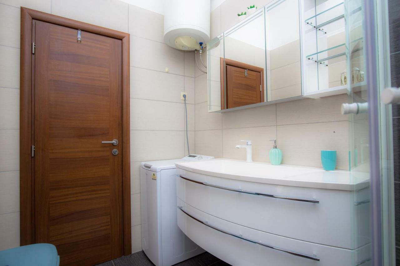 Apartman Marko Primosten Exterior photo