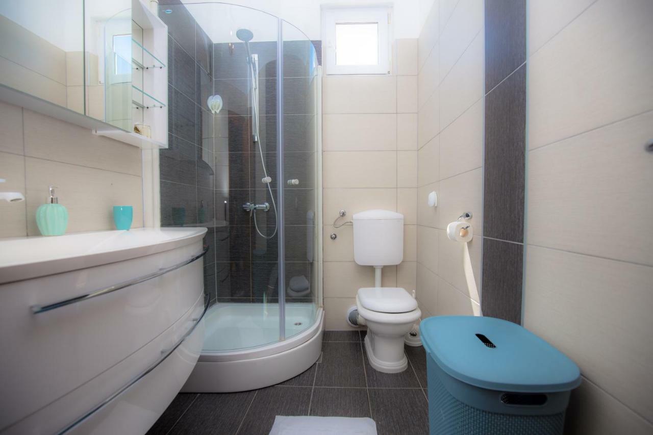 Apartman Marko Primosten Exterior photo