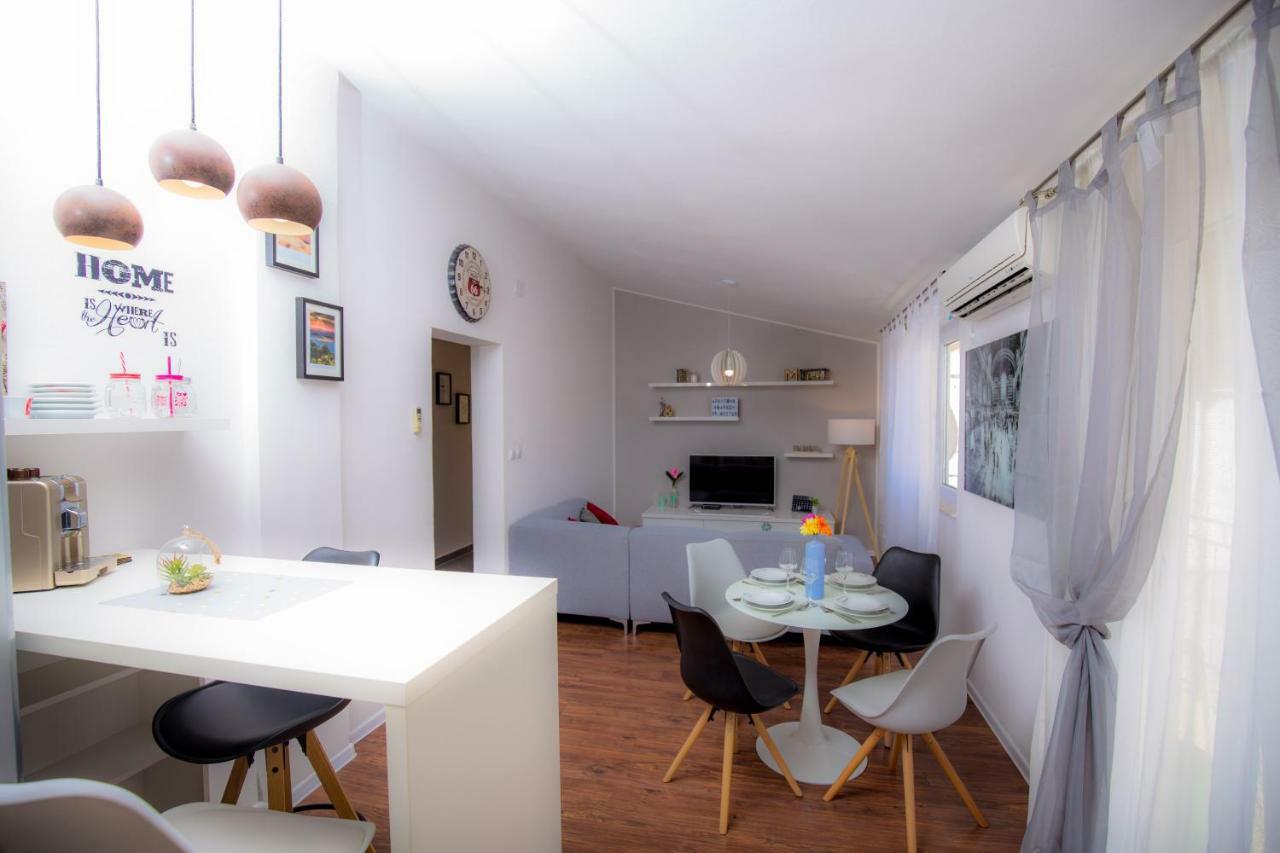 Apartman Marko Primosten Exterior photo